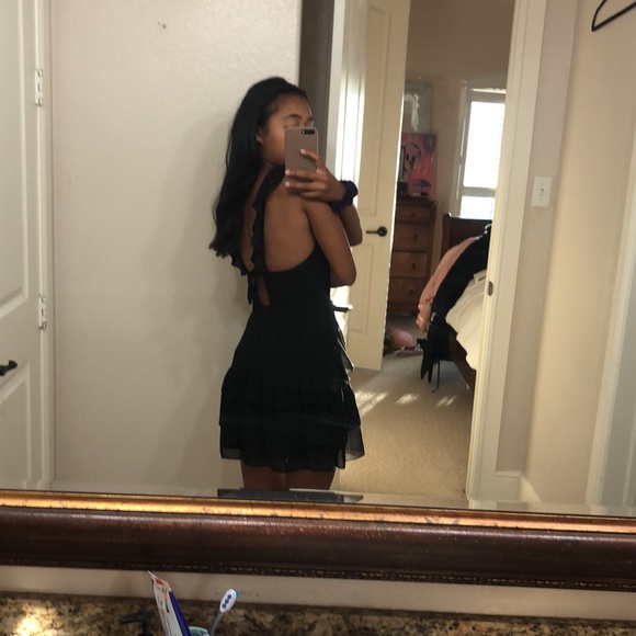 Tobi Black Ruffled Dress - Picture 4 of 4